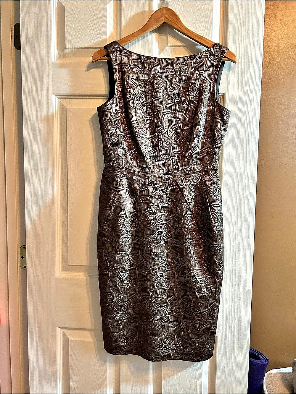 Banana Republic Metallic Brocade Sheath Dress Size 6